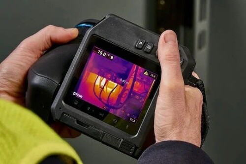 SCIR_Flir_T530_Handheld-6f19980a.jpg