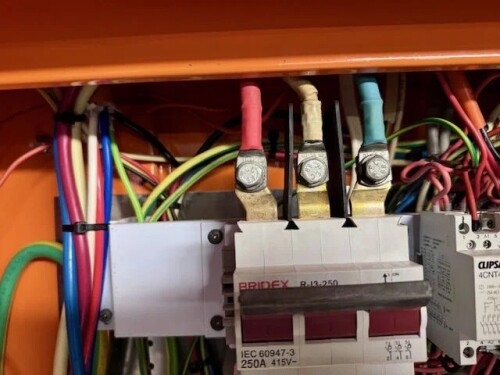 SCIR_Services_Insurance_1a_IMG_0.jpg