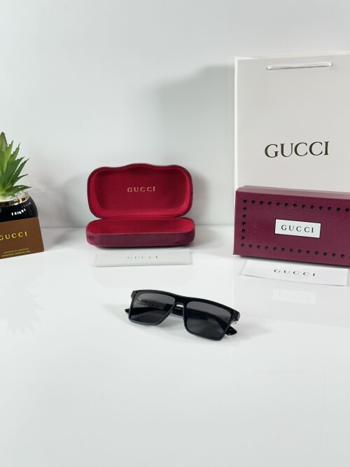 020_npi540374527_Gucci_2203_Shine_Black_img4.jpeg