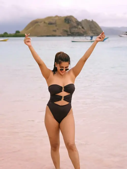 travel_bikini_paradise_1751819565_3670851037134803297_61713021523_8.webp