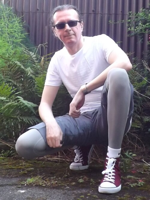 Roger-wearing-tights.jpg