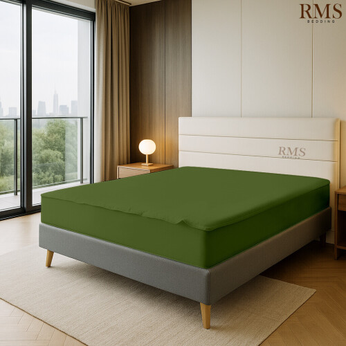21-olive-greene614468e4e3e89ac.jpg
